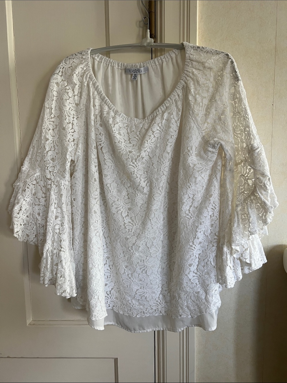 Fever White Lace Bell-Sleeve Blouse